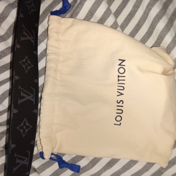 Men’s Louis Vuitton belt size 44 - Picture 2 of 5